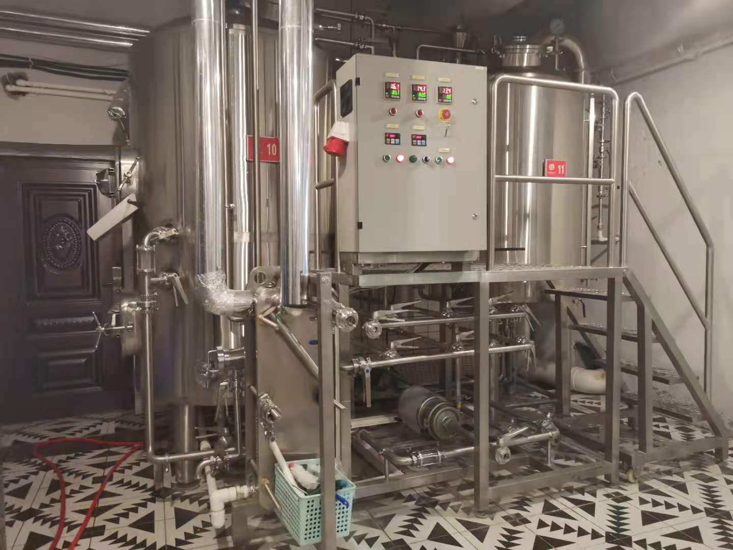 西藏600L精釀啤酒設備